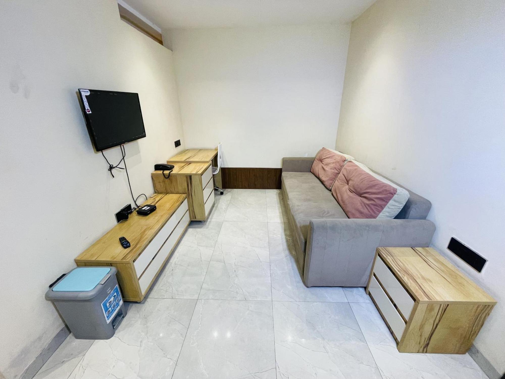 Stayez Studio Apartments 印多尔 外观 照片